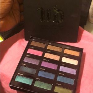 Urban decay spectrum palette